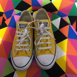 Sunshine yellow converse